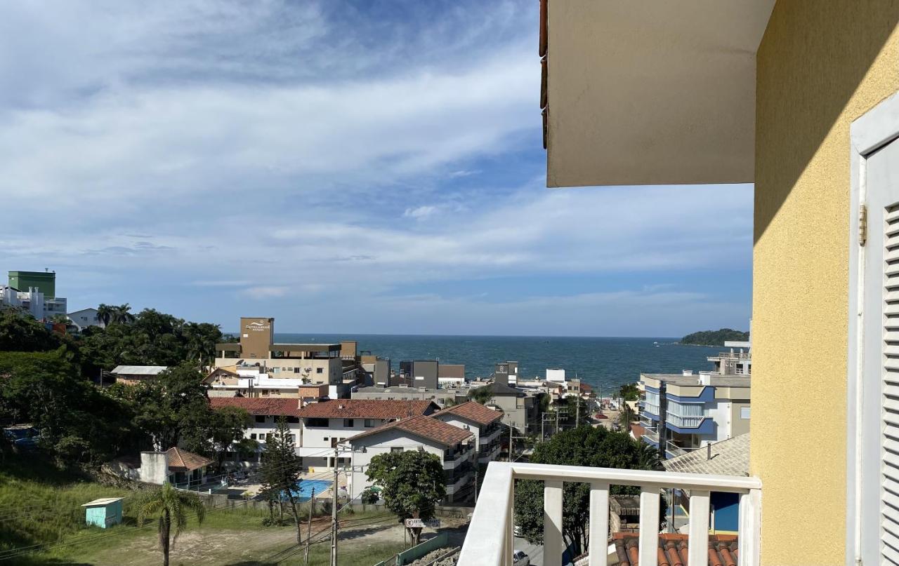 Apto Vista Mar -250Mts Da Praia Bombinhas Exterior photo